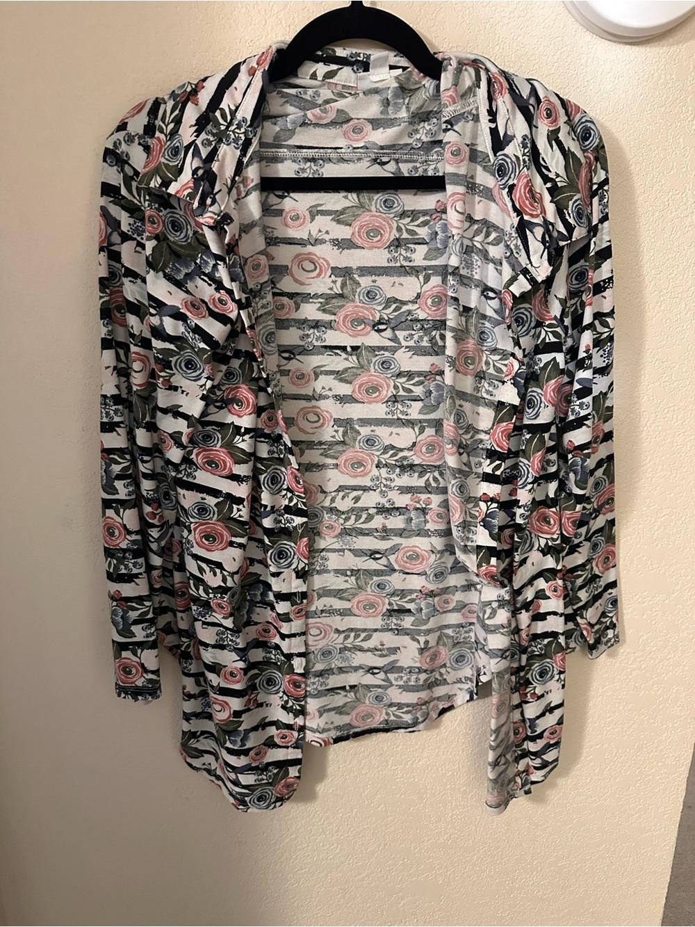 LuLaRoe Pink Rose Floral Stripe Open Cardigan